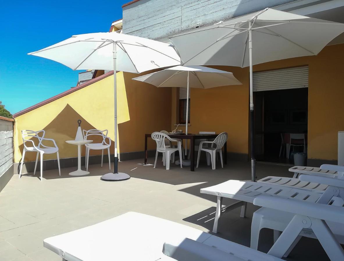 Appartamento Con Terrazza Lido delle Nazioni Esterno foto